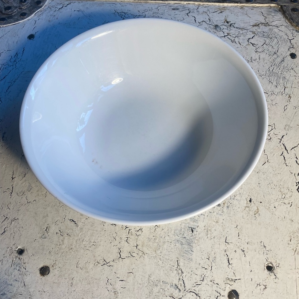 1 Corelle White 1.5 Quart Serving Bowl